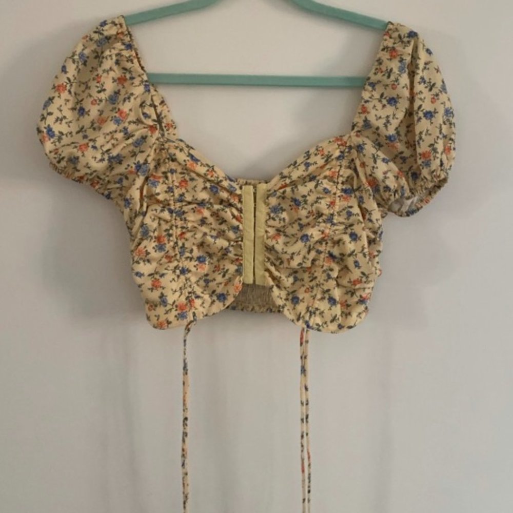 Floral Crop top Ruched
